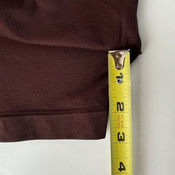 MOPAS Women's Ribbed Waistband Seamless One Size 9” Rise Hot Short Leggings - Picture 6 of 6